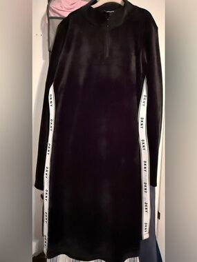DKNY Long Sleeve Velvet Black Dress